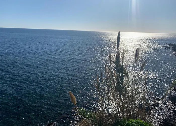 The Cliff Apartment *